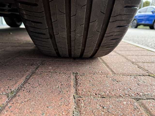 Nissan Qashqai 1.3 DIG-T (140ps) Tekna