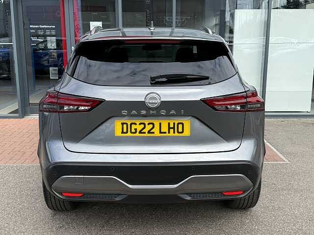 Nissan Qashqai 1.3 DIG-T (140ps) Tekna