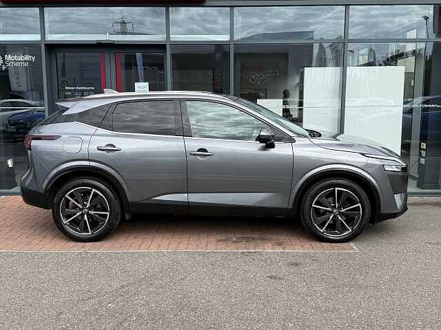 Nissan Qashqai 1.3 DIG-T (140ps) Tekna