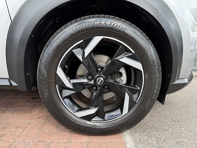 Nissan Juke 1.0 DIG-T (114ps) N-Connecta