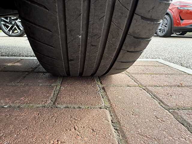 Nissan Juke 1.0 DIG-T (114ps) N-Connecta