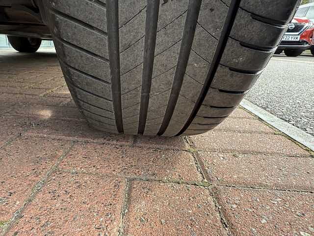 Nissan Juke 1.0 DIG-T (114ps) N-Connecta