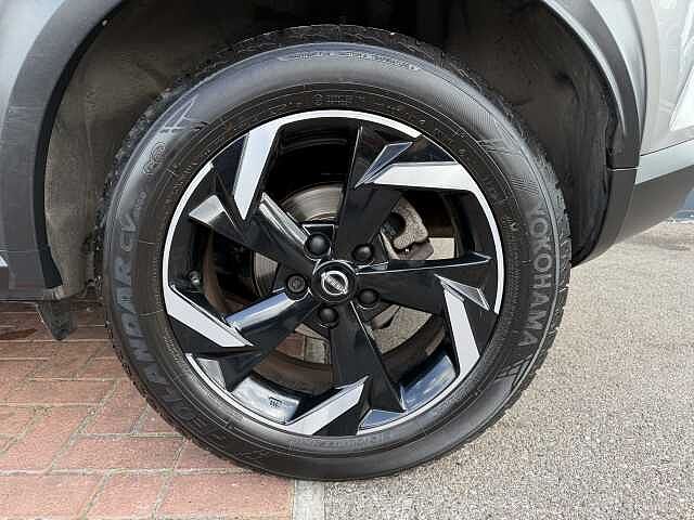 Nissan Juke 1.0 DIG-T (114ps) N-Connecta