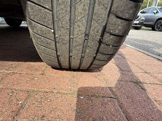 Nissan Juke 1.0 DIG-T (117ps) N-Connecta