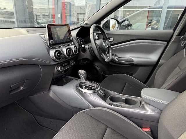 Nissan Juke 1.0 DIG-T (117ps) N-Connecta