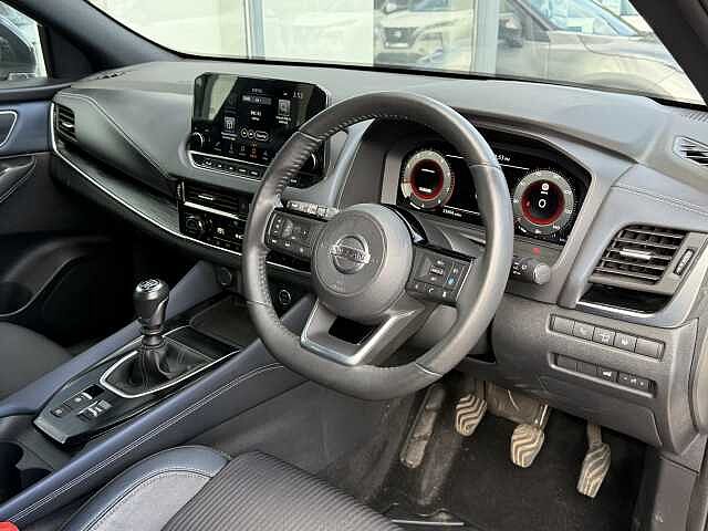 Nissan Qashqai 1.3 DIG-T (158ps) Tekna