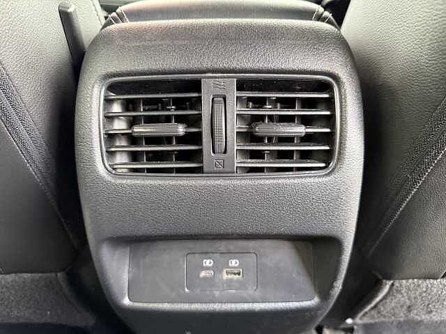 Nissan Qashqai 1.3 DIG-T (158ps) Tekna