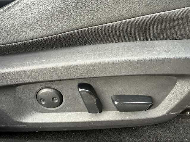 Nissan Qashqai 1.3 DIG-T (158ps) Tekna