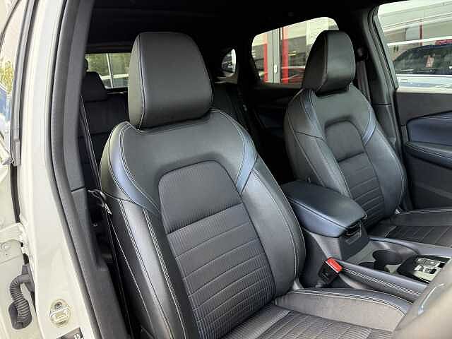 Nissan Qashqai 1.3 DIG-T (158ps) Tekna