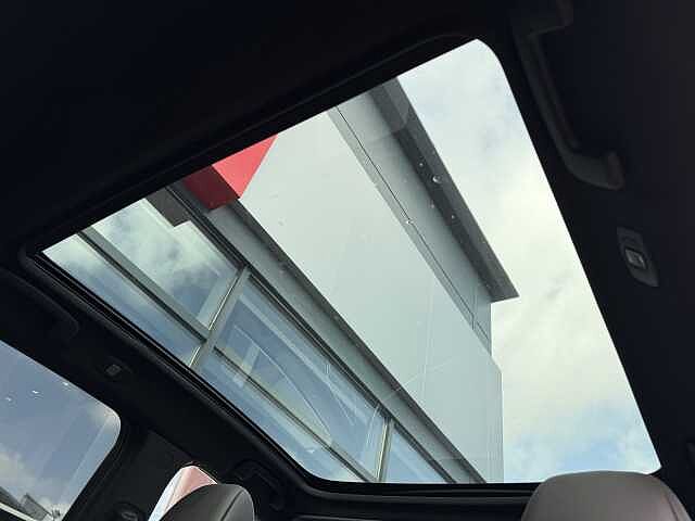 Nissan Qashqai 1.3 DIG-T (158ps) Tekna