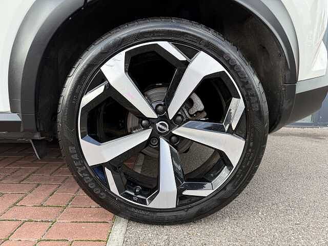 Nissan Juke 1.6 Hybrid (143ps) Tekna