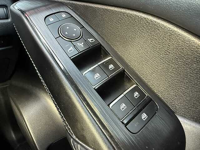 Nissan Qashqai 1.3 DIG-T (158ps) Tekna