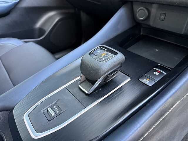 Nissan Qashqai 1.3 DIG-T (158ps) Tekna