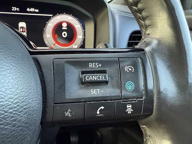 Nissan Qashqai 1.3 DIG-T (158ps) Tekna