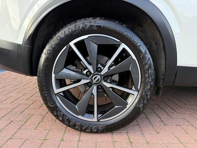 Nissan Qashqai 1.3 DIG-T (158ps) Tekna