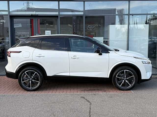 Nissan Qashqai 1.3 DIG-T (158ps) Tekna