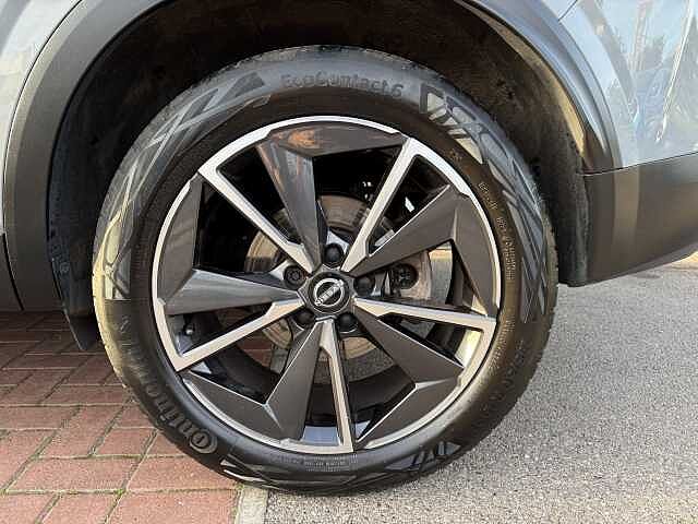 Nissan Qashqai 1.3 DIG-T (140ps) Tekna