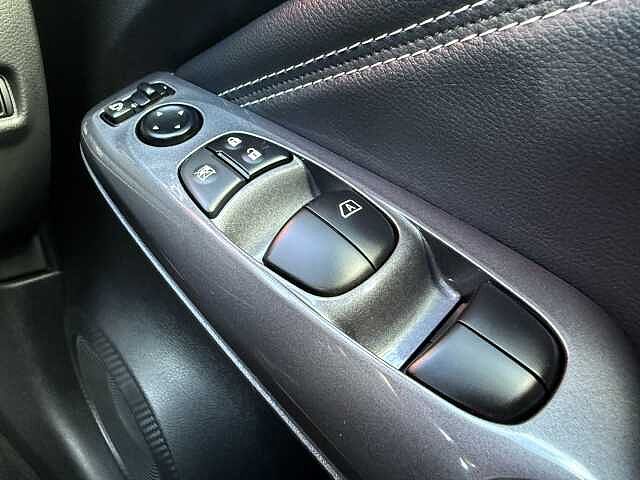 Nissan Juke 1.0 DIG-T (114ps) N-Connecta