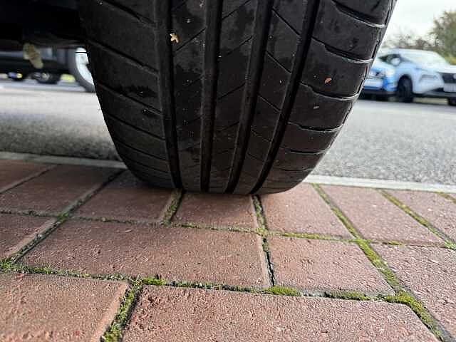 Nissan Juke 1.0 DIG-T (114ps) N-Connecta