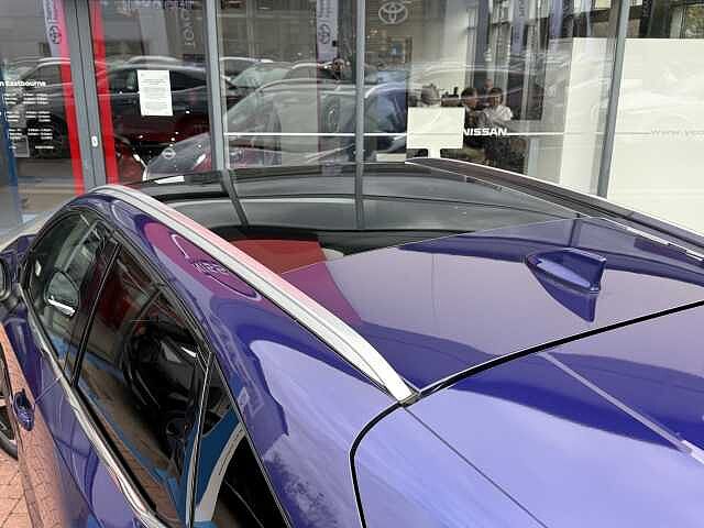 Nissan Qashqai 1.3 DIG-T (140ps) N-Connecta [Glass Roof]