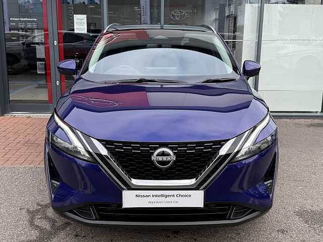 Nissan Qashqai 1.3 DIG-T (140ps) N-Connecta [Glass Roof]