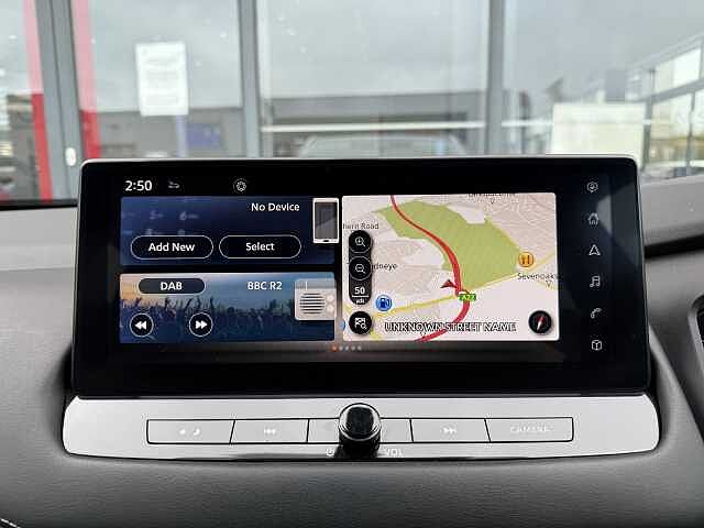 Nissan Qashqai 1.3 DIG-T (158ps) N-Connecta [Glass Roof]