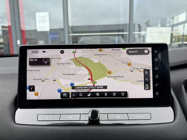 Nissan Qashqai 1.3 DIG-T (158ps) N-Connecta [Glass Roof]