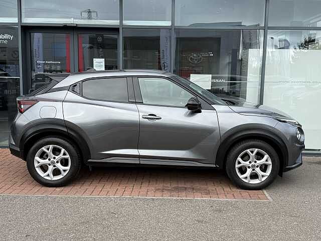 Nissan Juke 1.0 DIG-T (117ps) N-Connecta