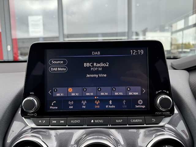 Nissan Juke 1.0 DIG-T (117ps) N-Connecta