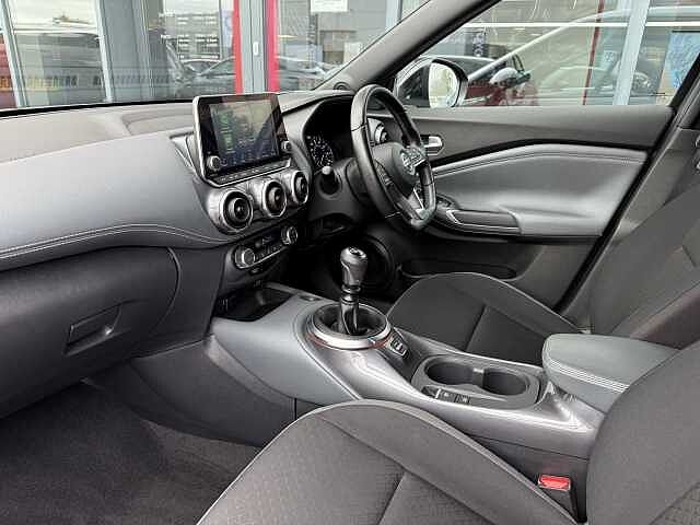 Nissan Juke 1.0 DIG-T (117ps) N-Connecta