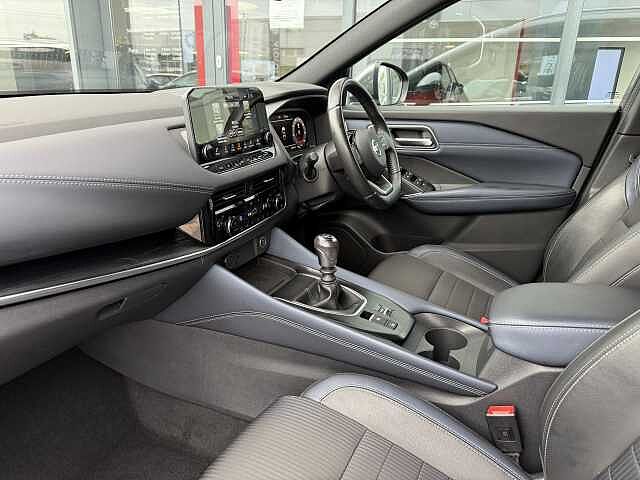 Nissan Qashqai 1.3 DIG-T (158ps) Tekna
