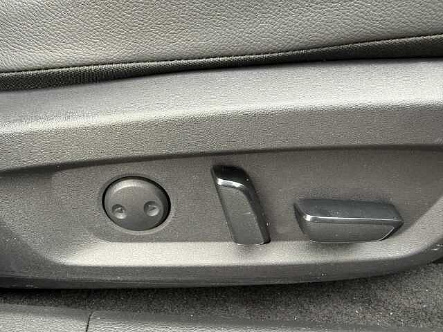 Nissan Qashqai 1.3 DIG-T (158ps) Tekna