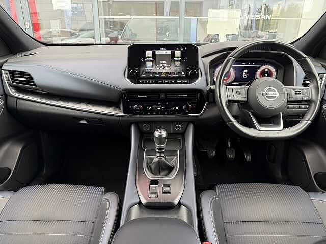 Nissan Qashqai 1.3 DIG-T (158ps) Tekna