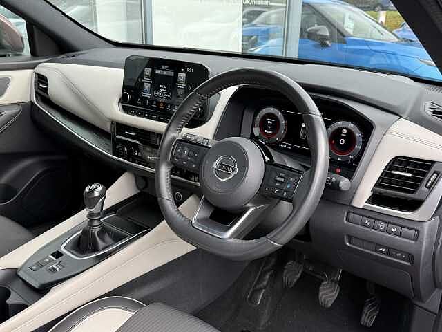 Nissan Qashqai 1.3 DIG-T (140ps) Tekna