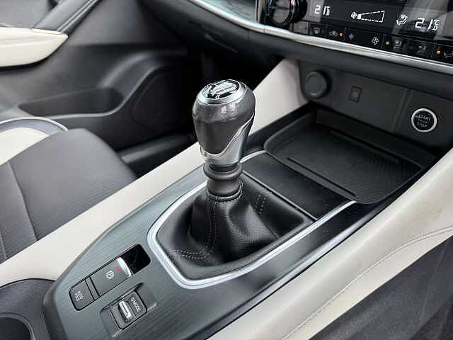 Nissan Qashqai 1.3 DIG-T (140ps) Tekna