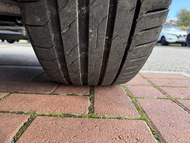 Nissan Ariya (178kW) Engage (87kWh) [22Kw Charger]