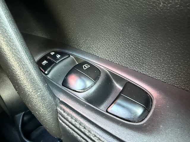 Nissan X-Trail 1.6 dCi Tekna [7 Seater]