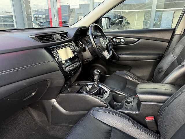 Nissan X-Trail 1.6 dCi Tekna [7 Seater]