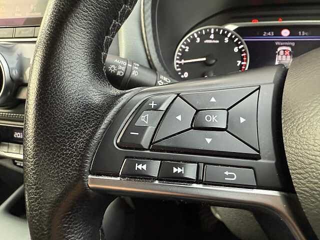 Nissan Juke 1.0 DIG-T (117ps) N-Connecta