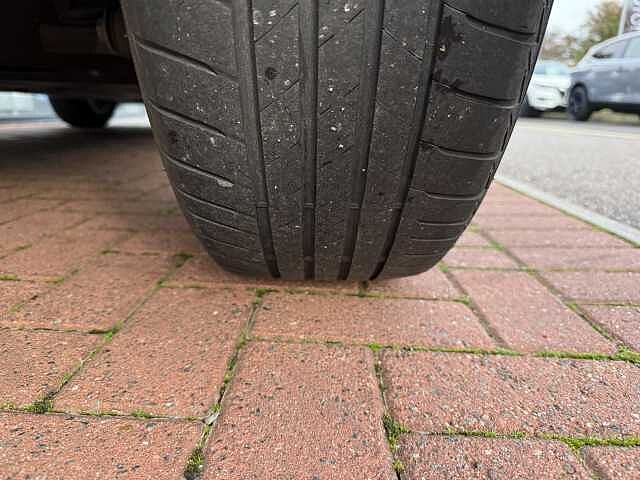 Nissan Juke 1.0 DIG-T (117ps) N-Connecta