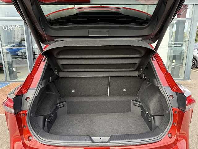 Nissan Qashqai 1.3 DiG-T (140ps) Tekna