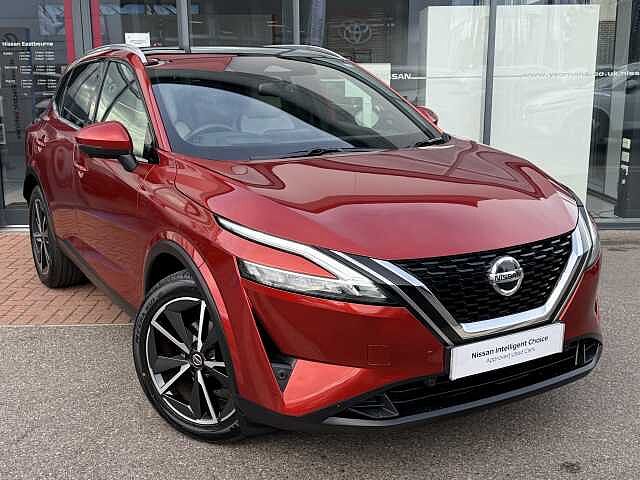 Nissan Qashqai 1.3 DiG-T (140ps) Tekna