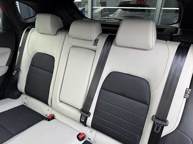 Nissan Qashqai 1.3 DiG-T (140ps) Tekna