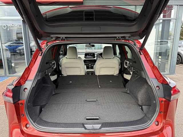 Nissan Qashqai 1.3 DiG-T (140ps) Tekna