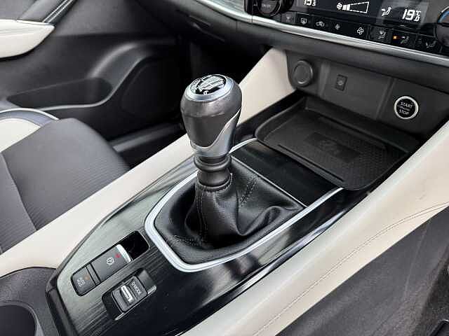 Nissan Qashqai 1.3 DiG-T (140ps) Tekna