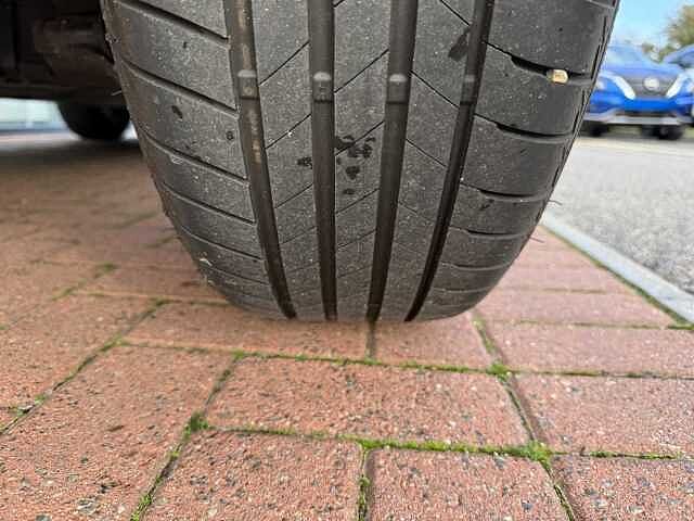 Nissan Juke 1.0 DIG-T (114ps) N-Connecta