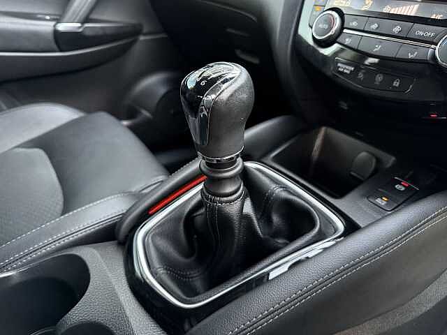 Nissan Qashqai 1.3 DIG-T (140ps) Tekna