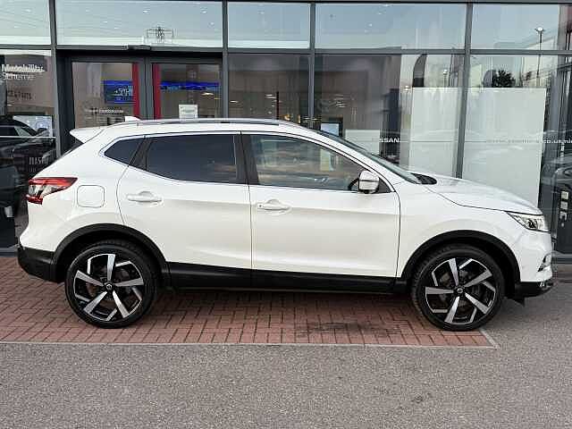 Nissan Qashqai 1.3 DIG-T (140ps) Tekna