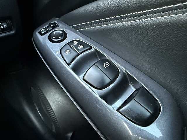 Nissan Juke 1.0 DIG-T (114ps) N-Connecta