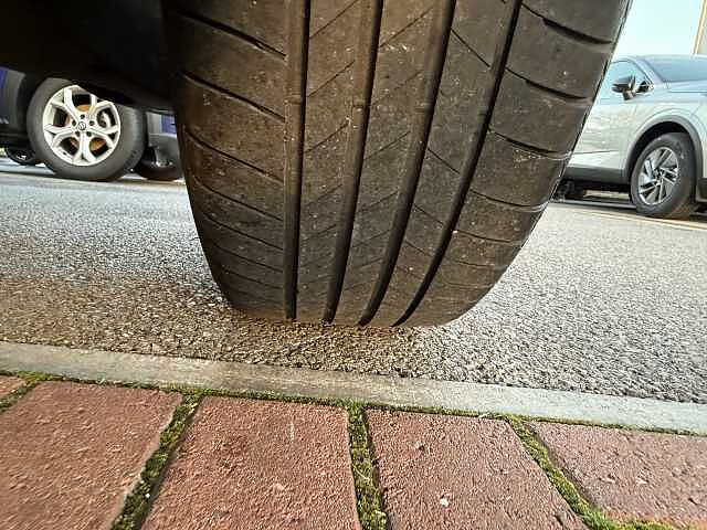 Nissan Juke 1.0 DIG-T (114ps) N-Connecta